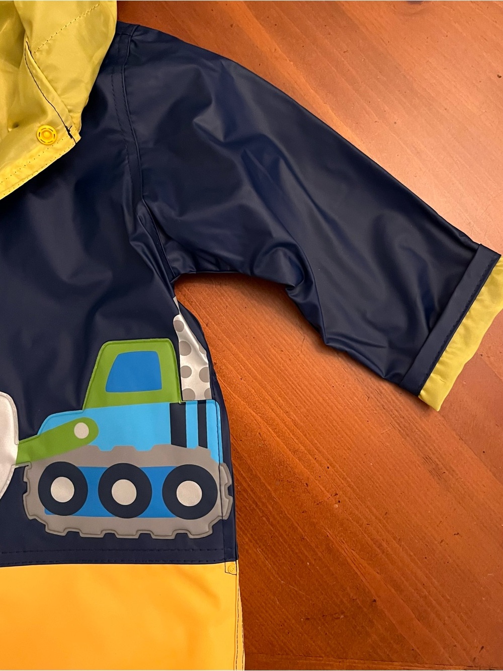 Wippette Kids Hooded Raincoat with Construction Truck Design - Picture 5 of 10